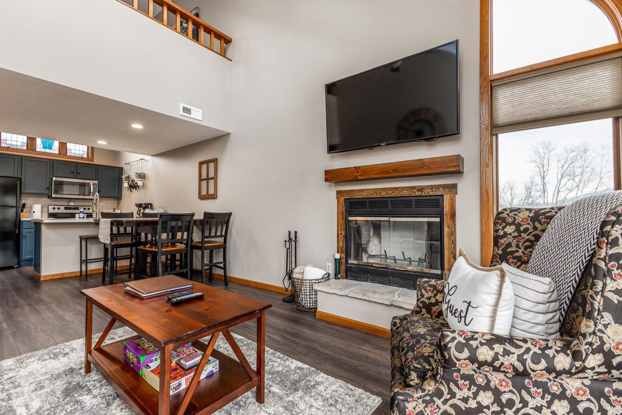 Holiday home Cozy At Creekwood Getaway *