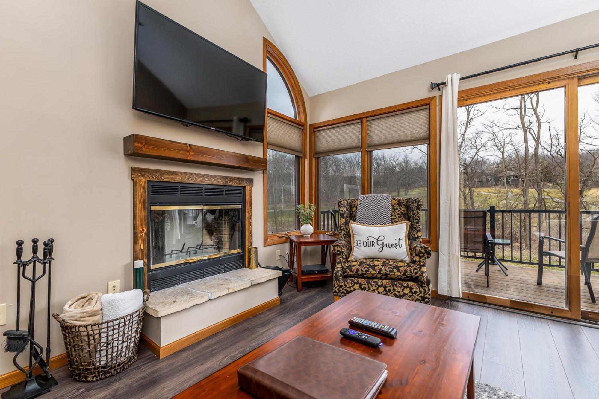 Cozy At Creekwood Getaway Holiday home